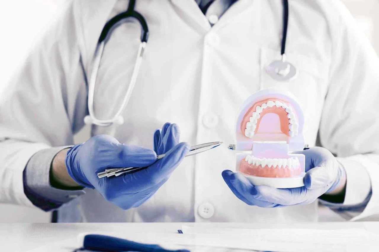 FAQ 1 https://dentistofaventura.com/wp-content/uploads/2020/01/portfolio_08-1280x853.jpg